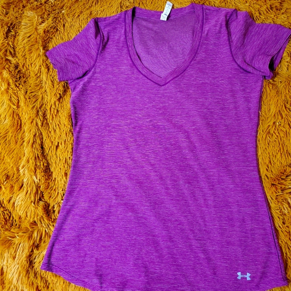 Under Armour heat gear series top